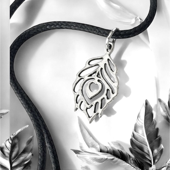 5 For $25💫Silver Peacock Feather Pendant Necklace - Picture 1 of 4